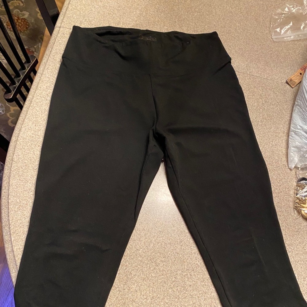 The balance collection 3/4 leggings